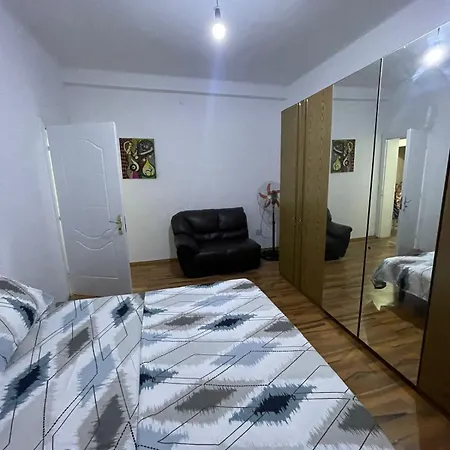 E&B Cosy Apartment 2 Tirana Extérieur photo