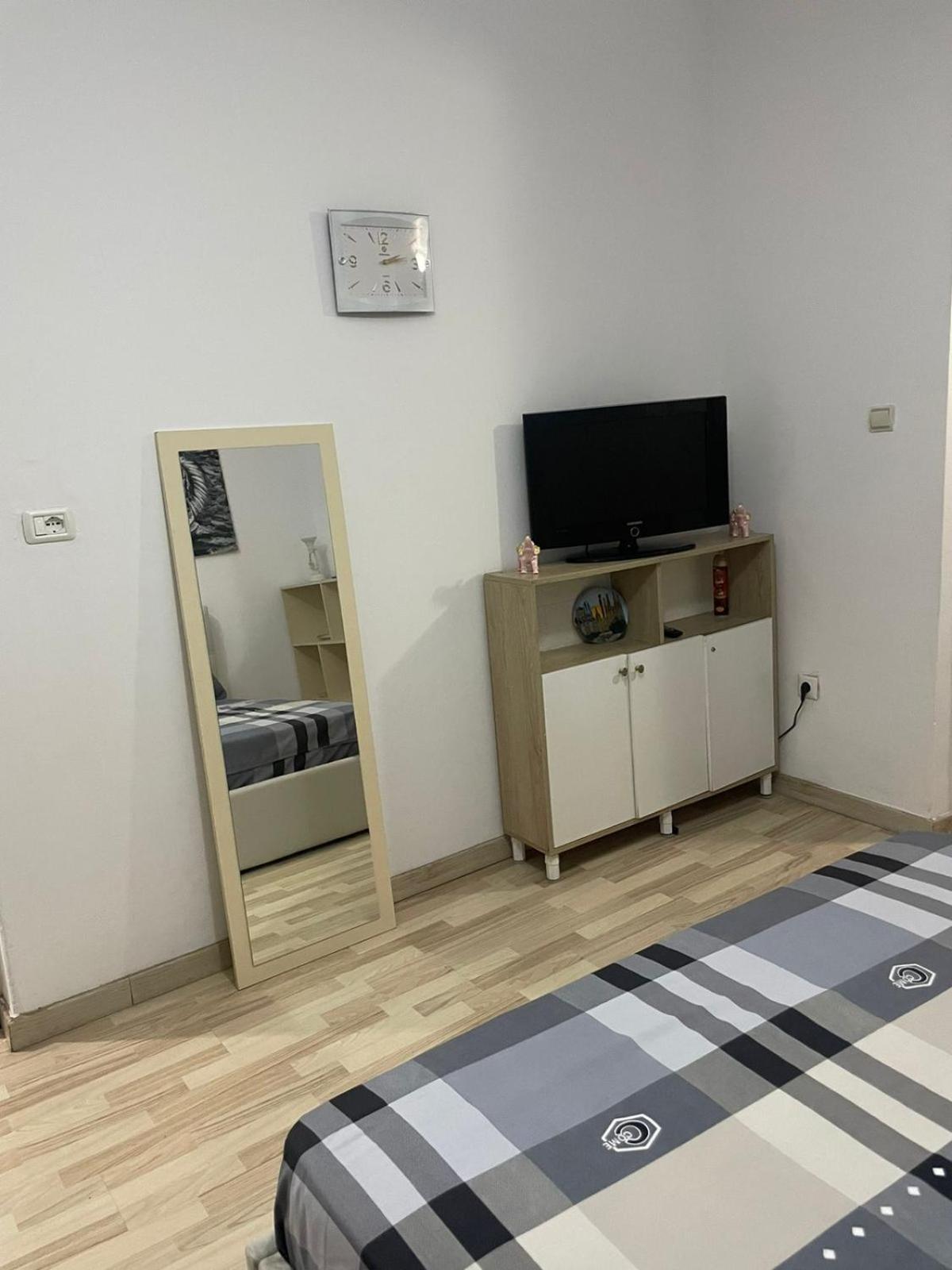 Apartment E&b Cosy 2 Tirana